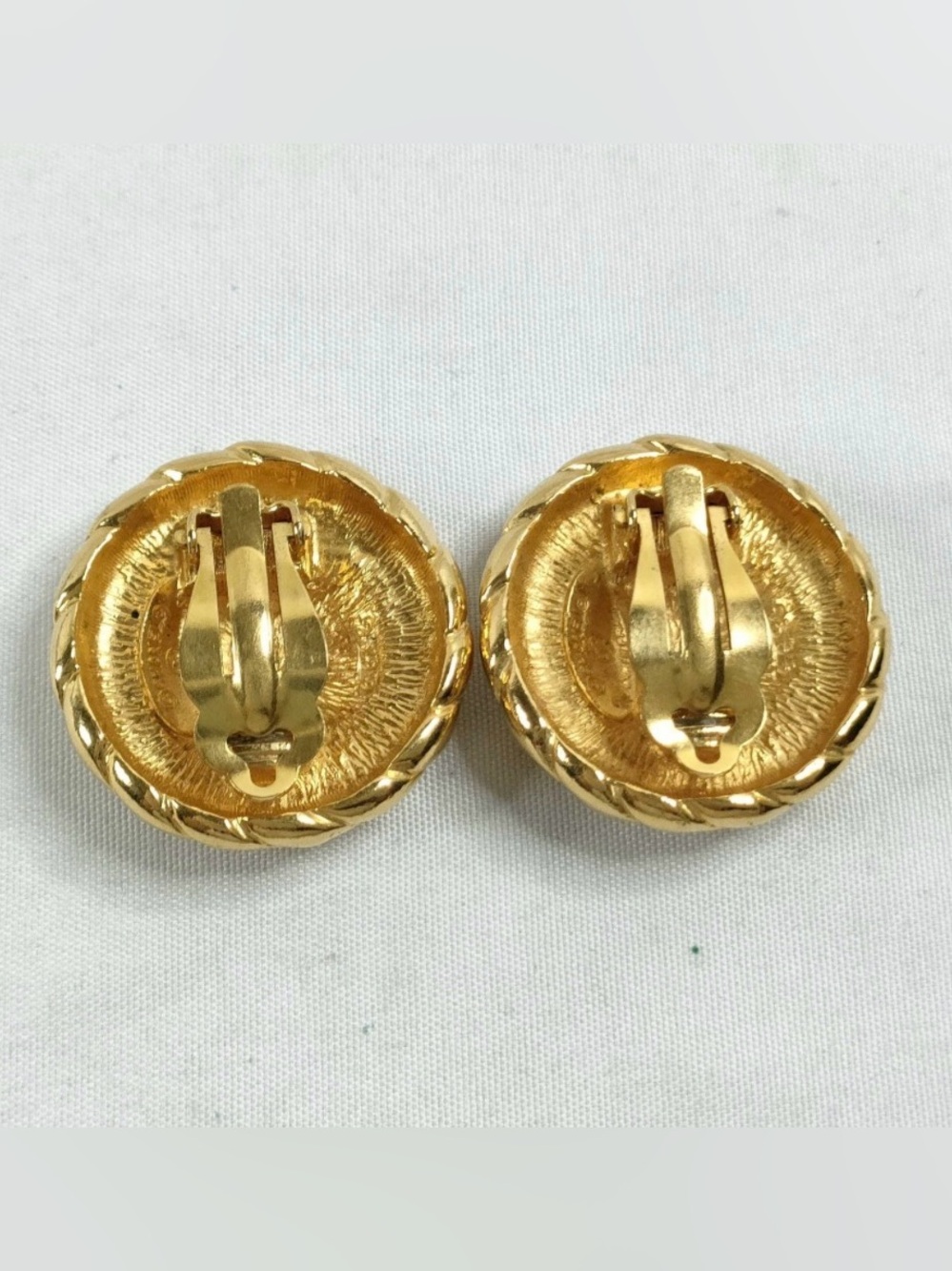 A Pair of Vintage Chanel Gold-Tone CC Medallion Button Clip-On Earrings - Picture 3 of 10